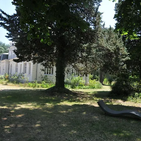 Emplacement Bucolique De Camping Dans Le Parc Du Chateau - Attention Tente, Materiels Et Electricite Non Fournis